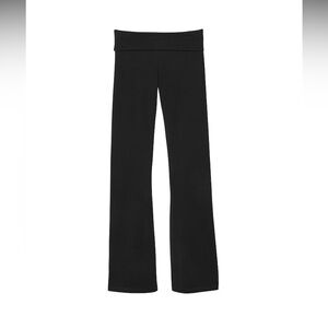 Victoria’s Secret Long Black Bootcut/Flare leggings. Size Medium. 34’ inseam.